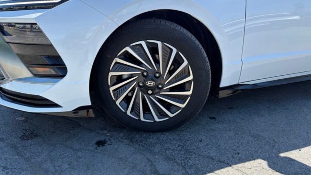 Certified 2025 Hyundai Sonata Hybrid SEL Sedan