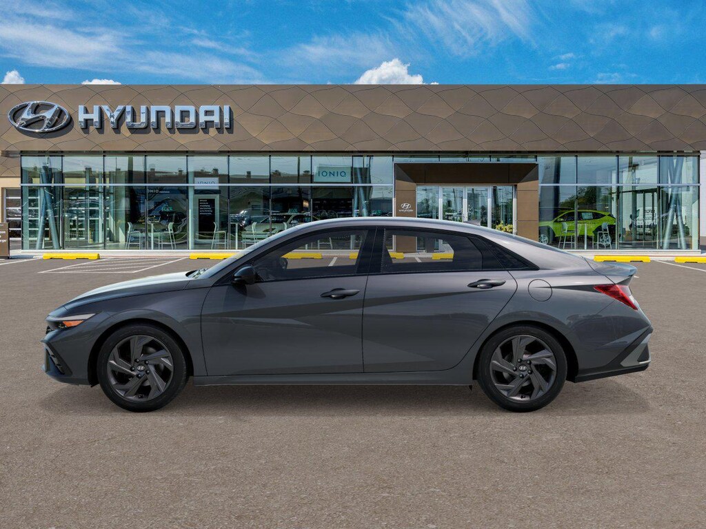 New 2026 Hyundai Elantra SEL Sport Sedan