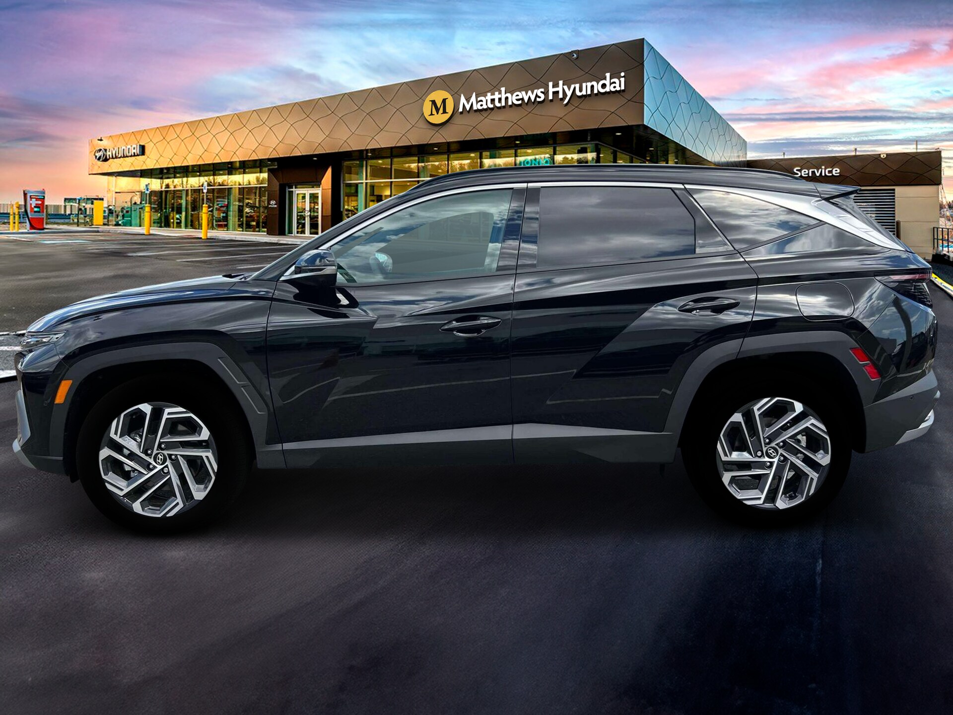 2025 Hyundai Tucson Hybrid Limited photo 3