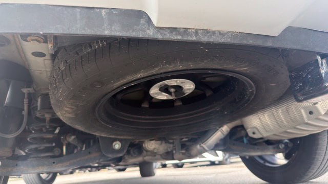 Additional photo of vehicle.