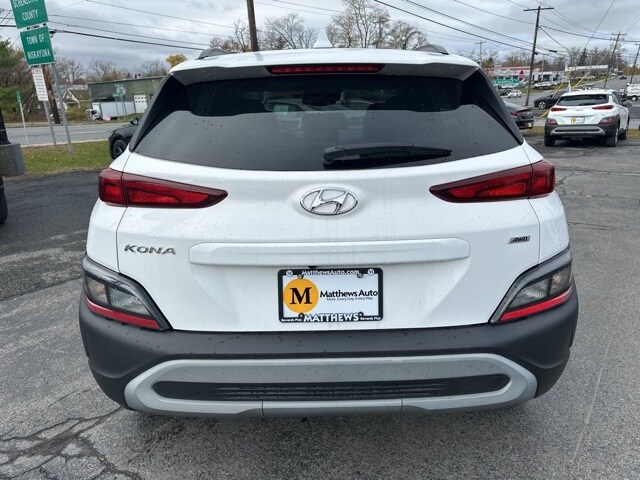 2023 Hyundai Kona SEL photo 4
