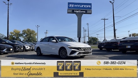 2024 Hyundai Elantra SEL Sedan