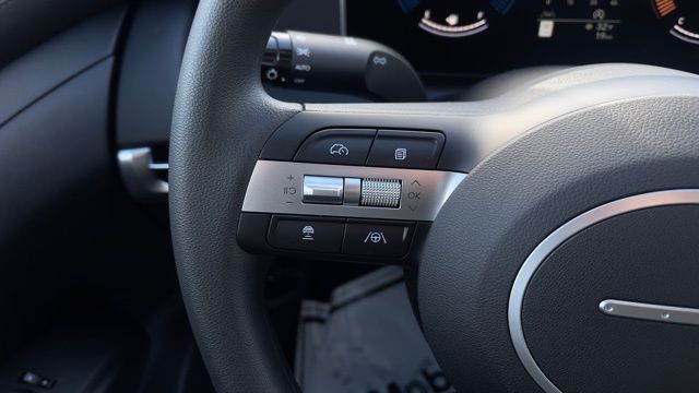2025 Hyundai Tucson SE - Photo 20