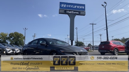 2024 Hyundai Elantra SEL Sedan