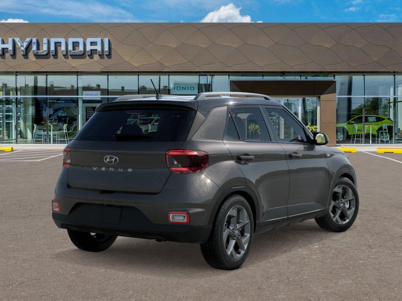 2025 Hyundai Venue Limited photo 2