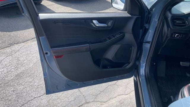 2023 Ford Escape ST-Line - Photo 32