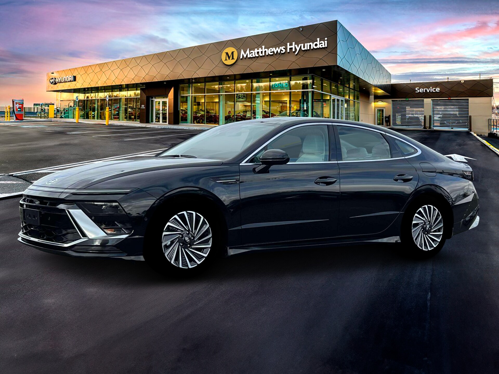 2025 Hyundai Sonata Hybrid Limited photo 2