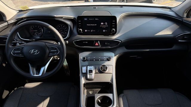 2023 Hyundai Santa Fe SE - Photo 18