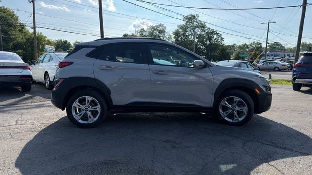 2023 Hyundai Kona SEL - Photo 11