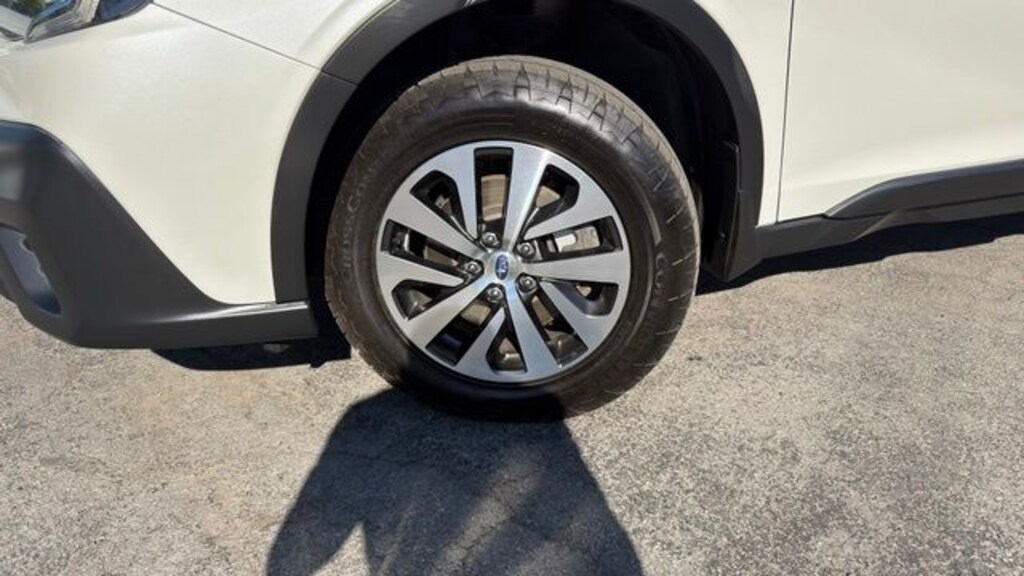 Used 2021 Subaru Outback Premium SUV