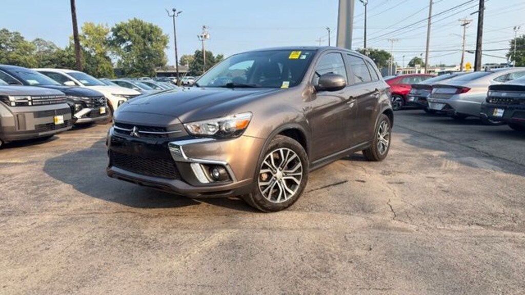 Used 2018 Mitsubishi Outlander Sport 2.4 SE CUV