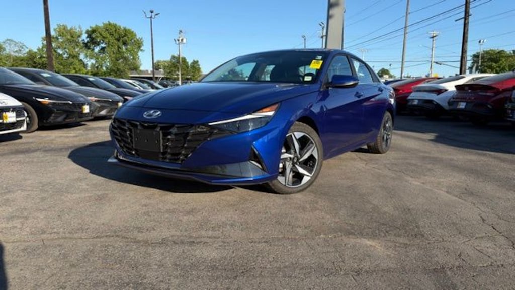 Certified 2023 Hyundai