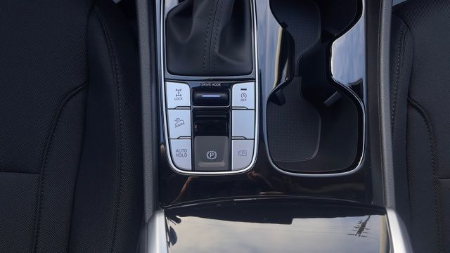 2025 Hyundai Tucson SE - Photo 22