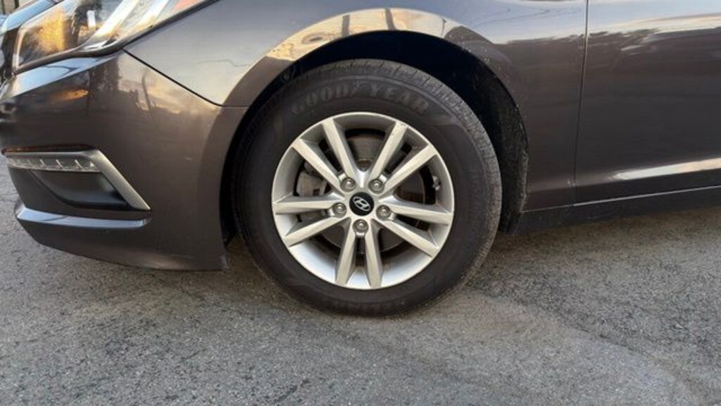 Used 2015 Hyundai Sonata SE w/PZEV Sedan