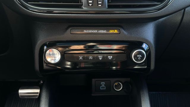 2023 Ford Escape ST-Line - Photo 27