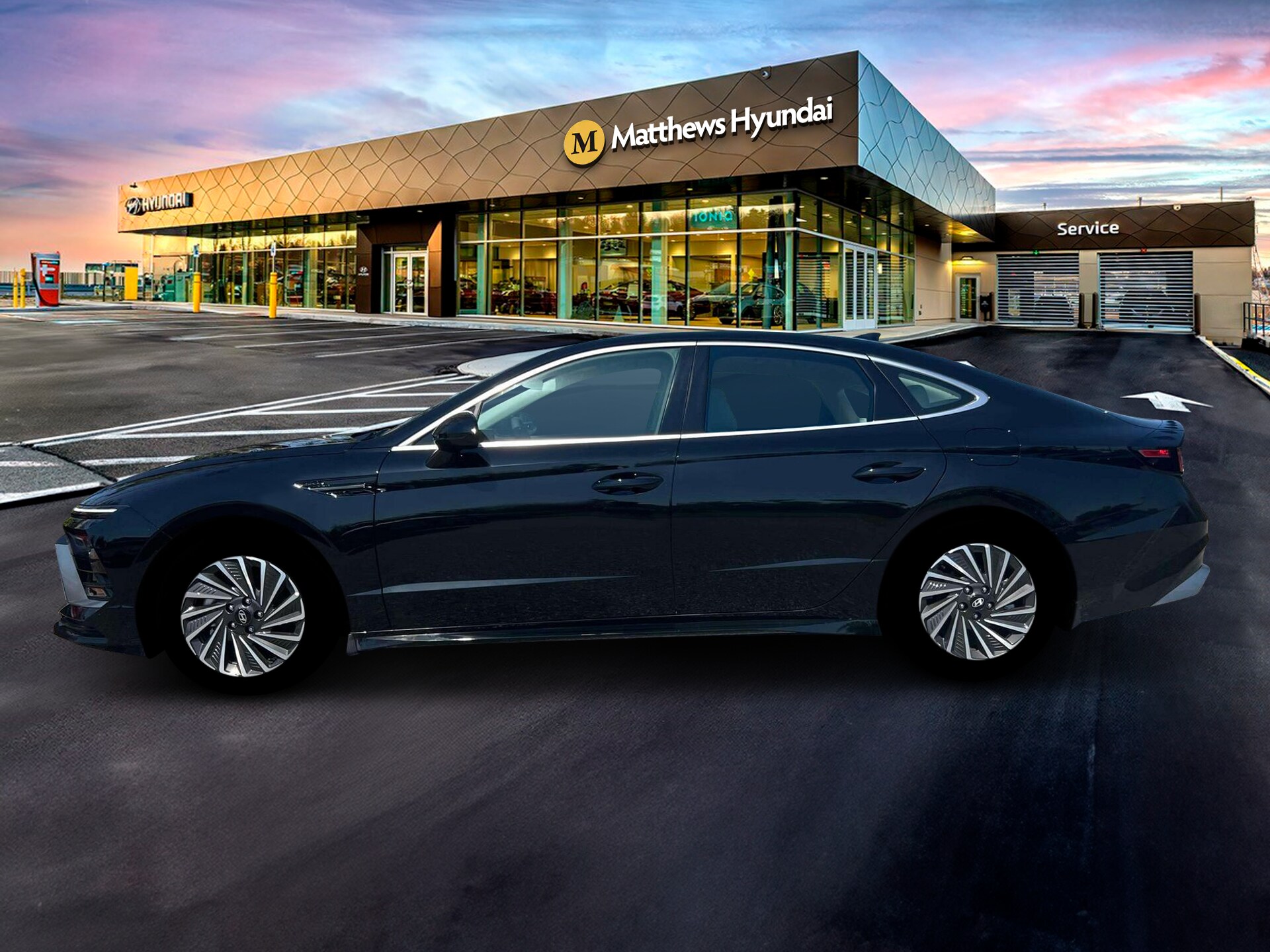 2025 Hyundai Sonata Hybrid SEL photo 2