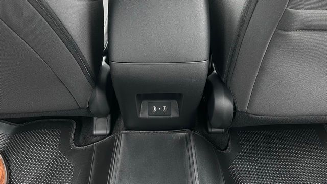 2025 Hyundai Tucson SE - Photo 14