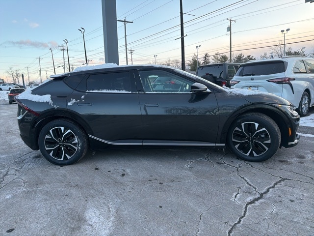 Used 2022 Kia Ev6 Wind with VIN KNDC3DLCXN5037391 for sale in Schenectady, NY