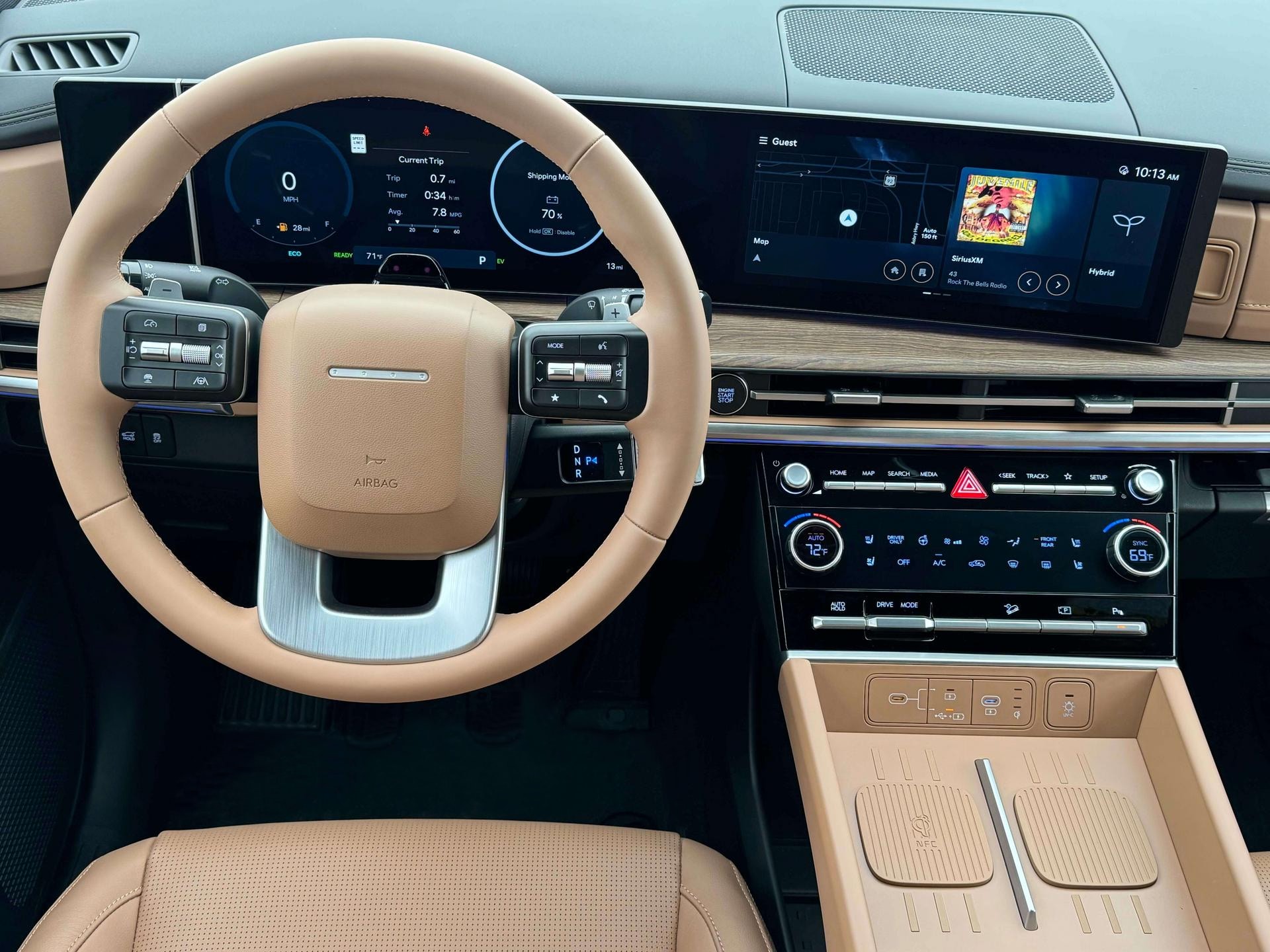 2025 Hyundai Santa Fe Limited - Photo 17