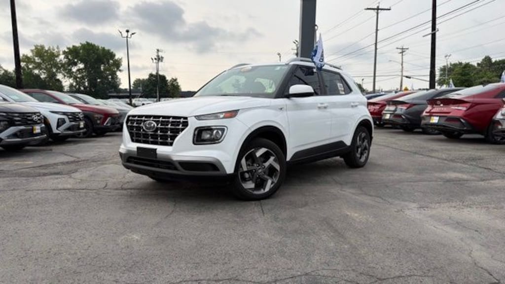 Certified 2024 Hyundai Venue SUV