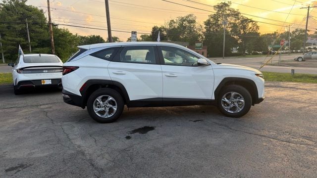 2024 Hyundai Tucson SE - Photo 8