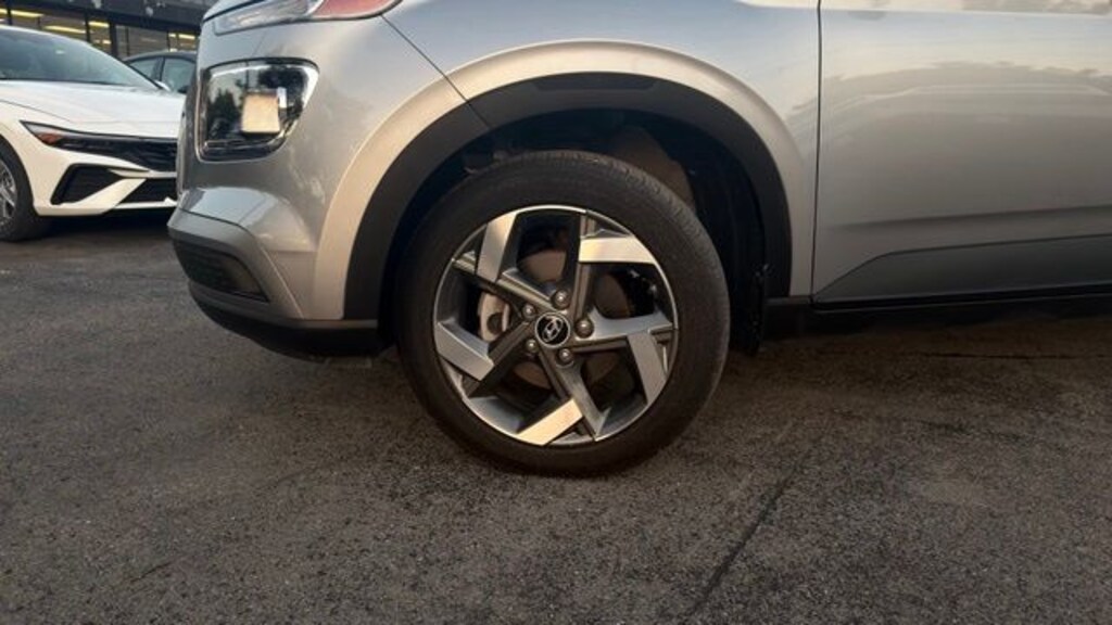 Used 2024 Hyundai Venue SUV