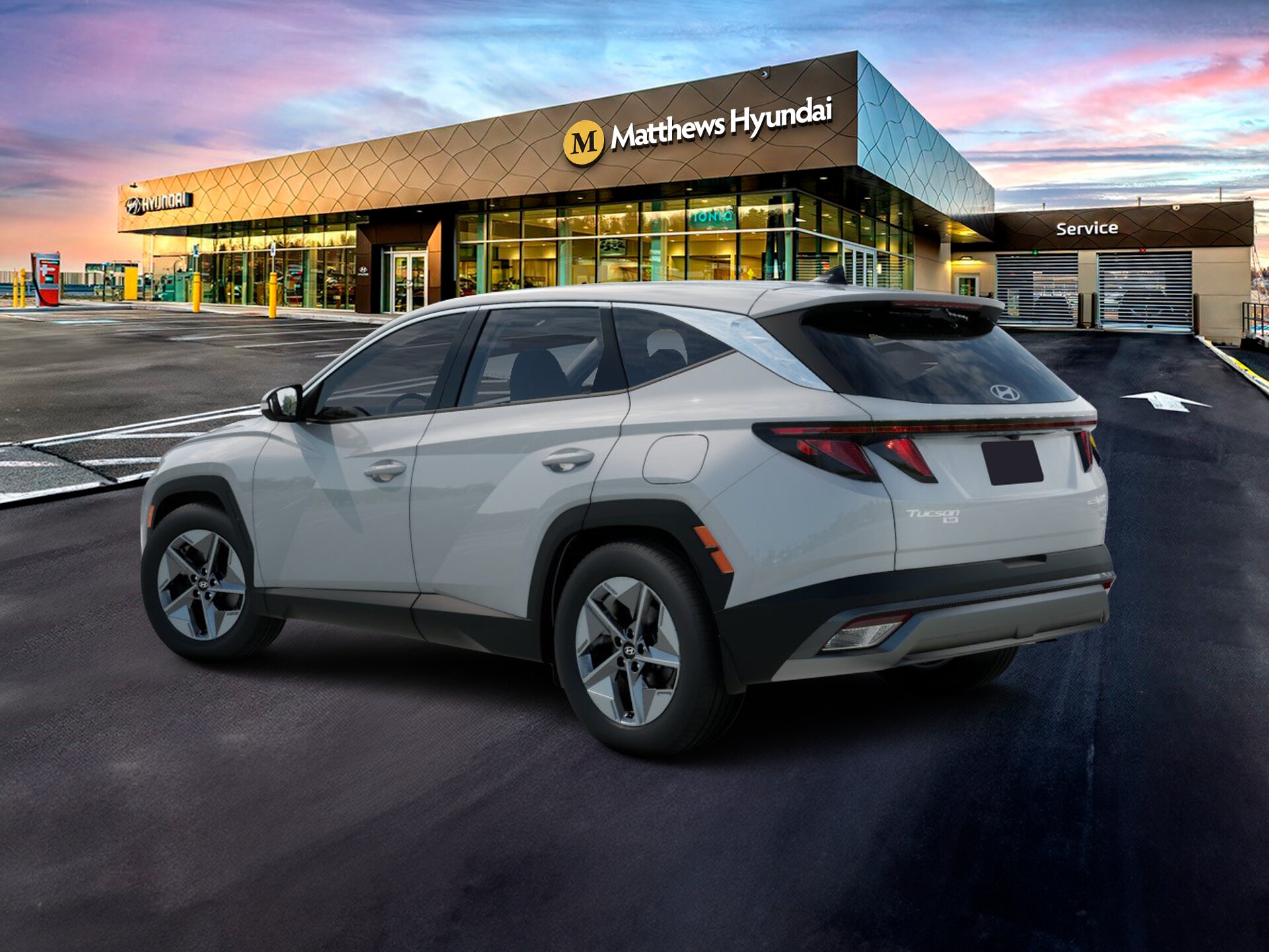 2026 Hyundai Tucson Hybrid SEL photo 2