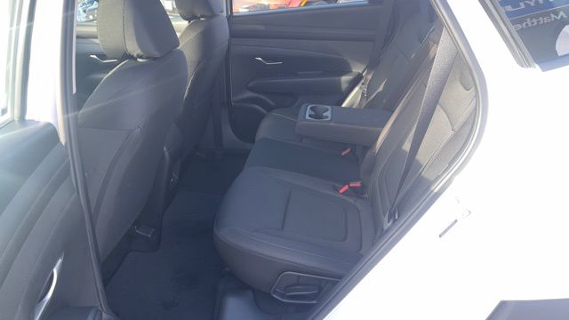 2025 Hyundai Tucson SE - Photo 15