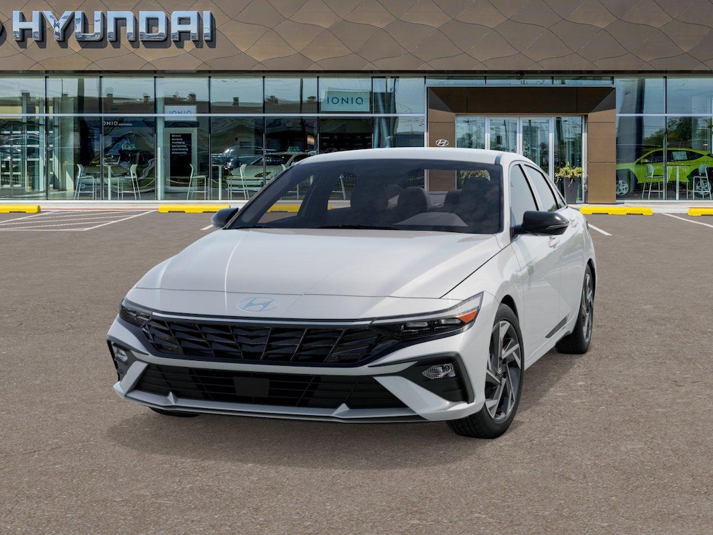 2025 Hyundai Elantra SEL Sport photo 4