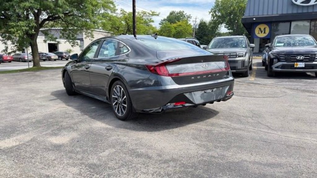 Used 2022 Hyundai Sonata Limited Sedan