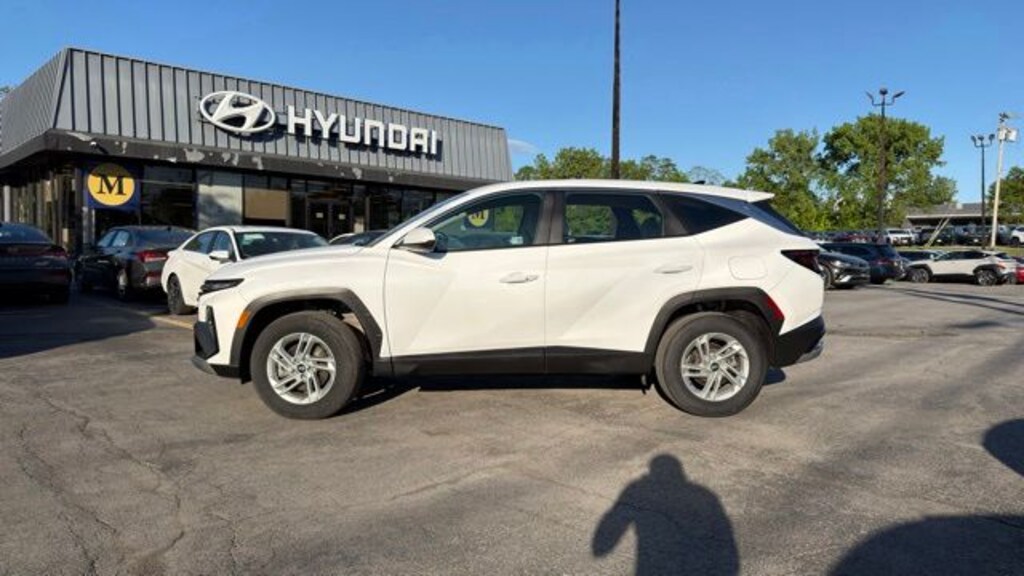 Certified 2025 Hyundai Tucson SE SUV