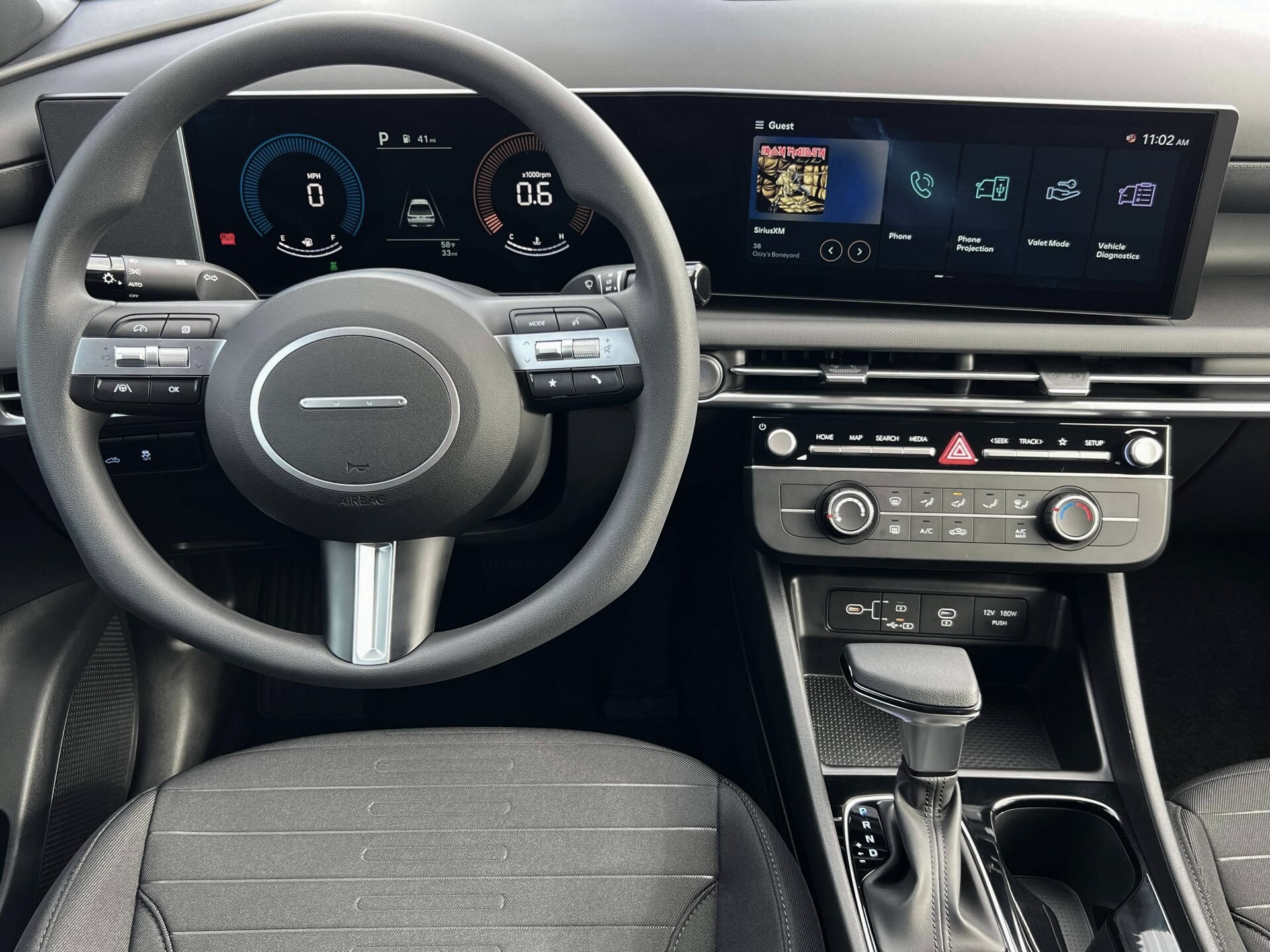 2025 Hyundai Santa Cruz SE - Photo 17