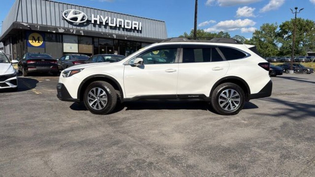 Used 2021 Subaru Outback Premium SUV