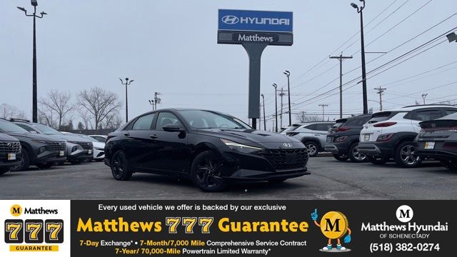 2022 Hyundai Elantra Blue