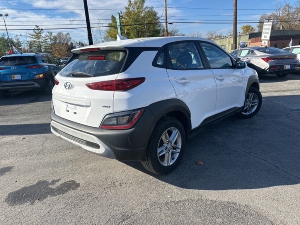 Used 2022 Hyundai Kona SE SUV