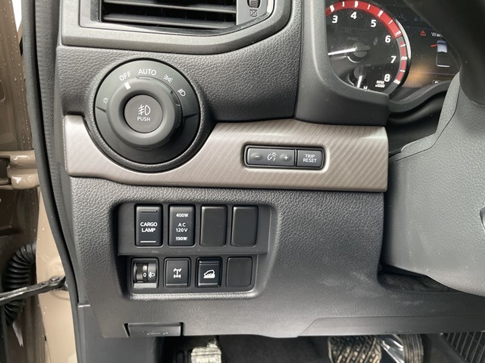 2024 Nissan Titan XD Pro-4X - Photo 26