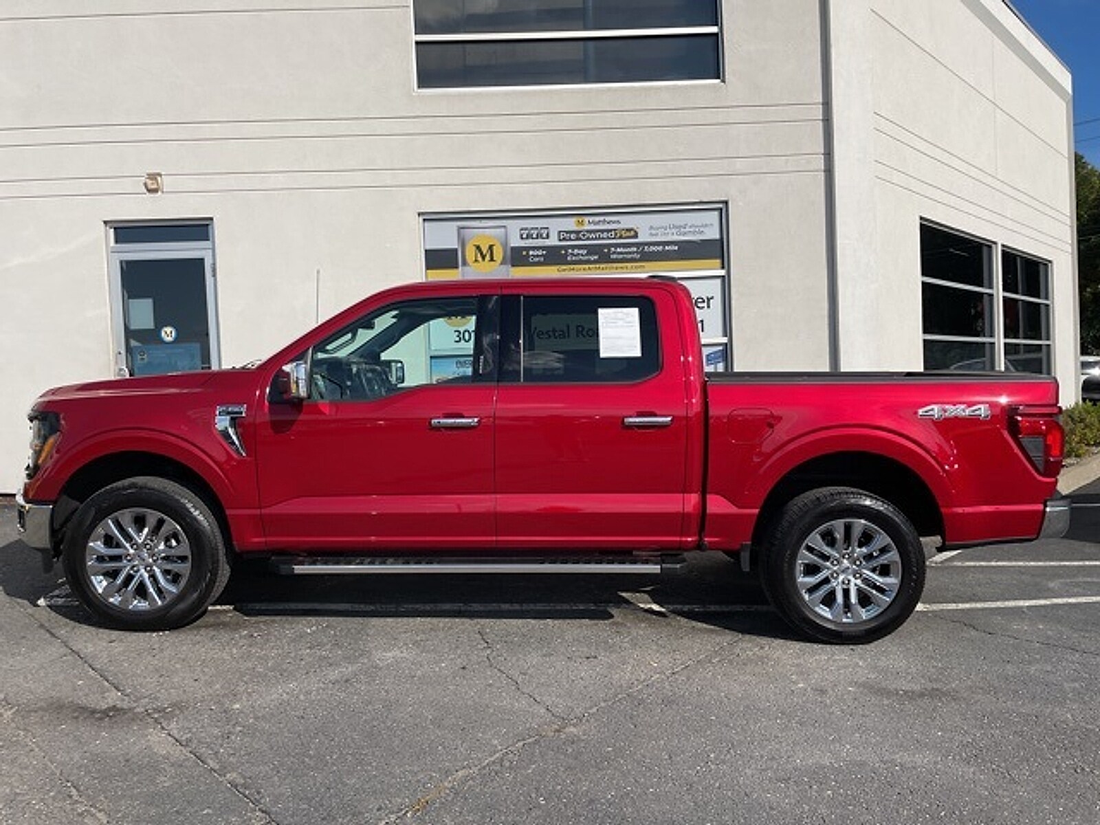 2024 Ford F-150 XLT photo 2