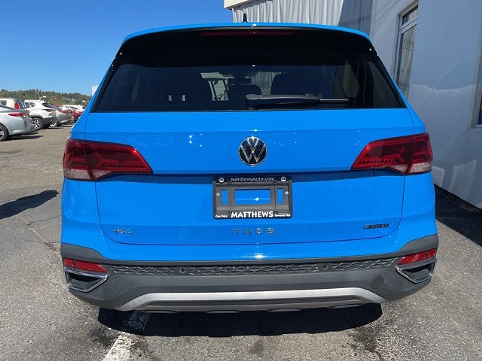 2022 Volkswagen Taos SEL photo 4