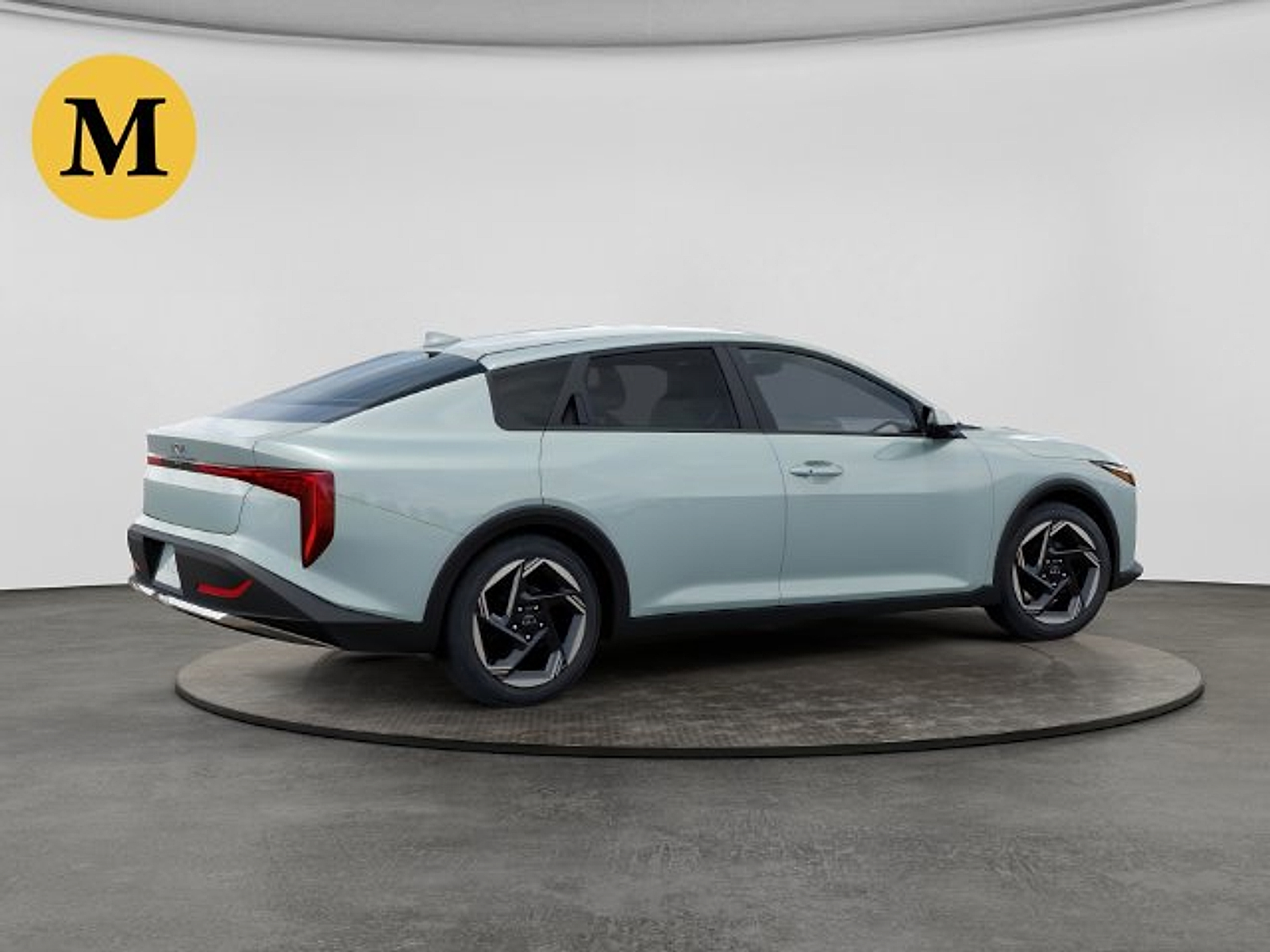 Additional photo of vehicle.