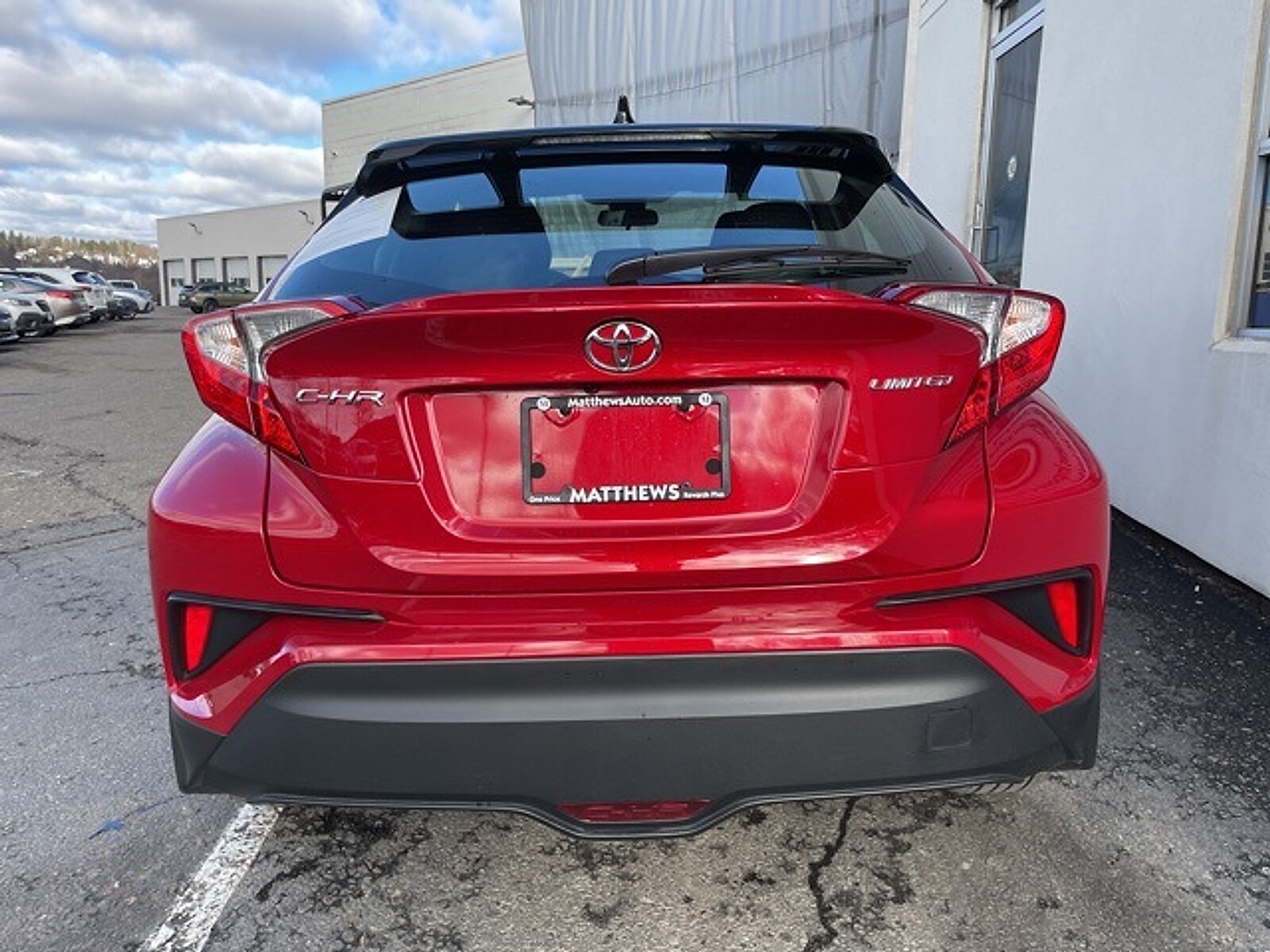 2022 Toyota C-HR Limited photo 4