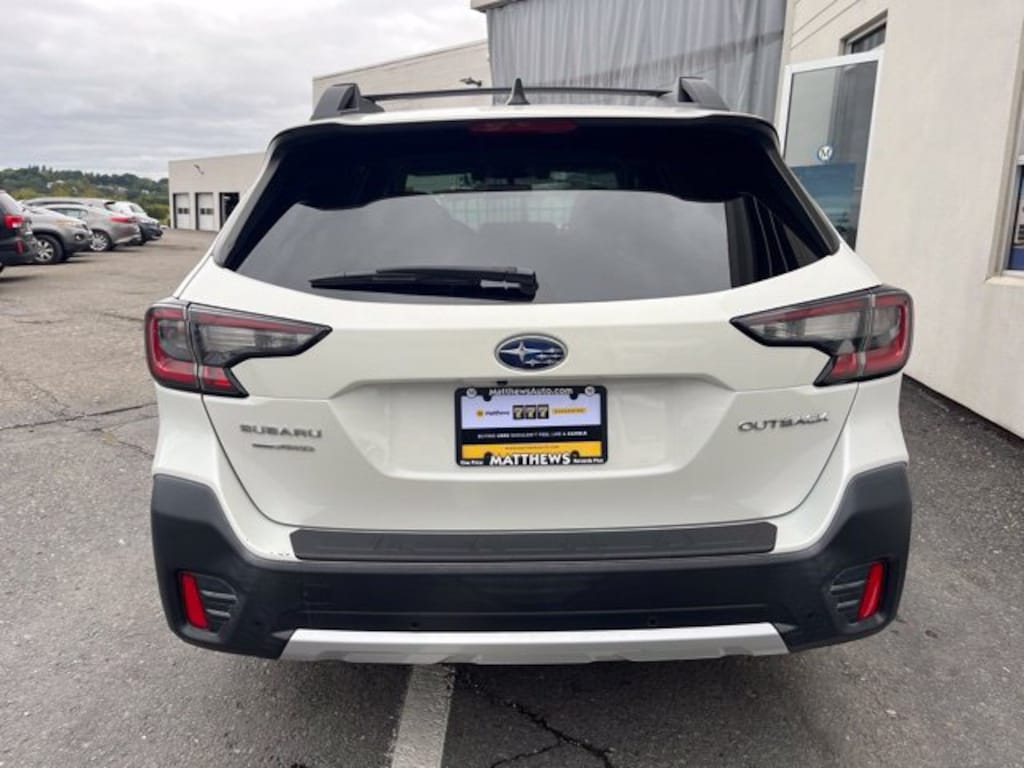 Used 2021 Subaru Outback Limited SUV