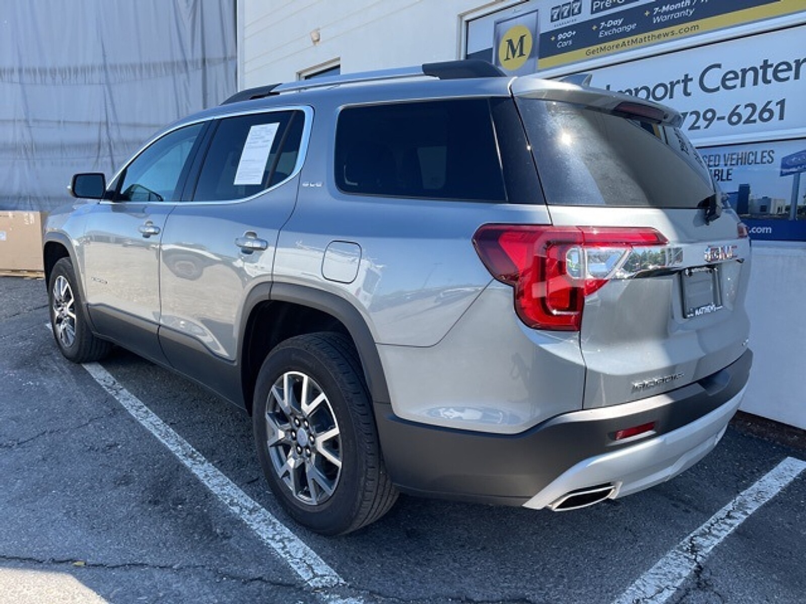 2023 Gmc Acadia SLE photo 2