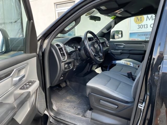 Additional photo of vehicle.
