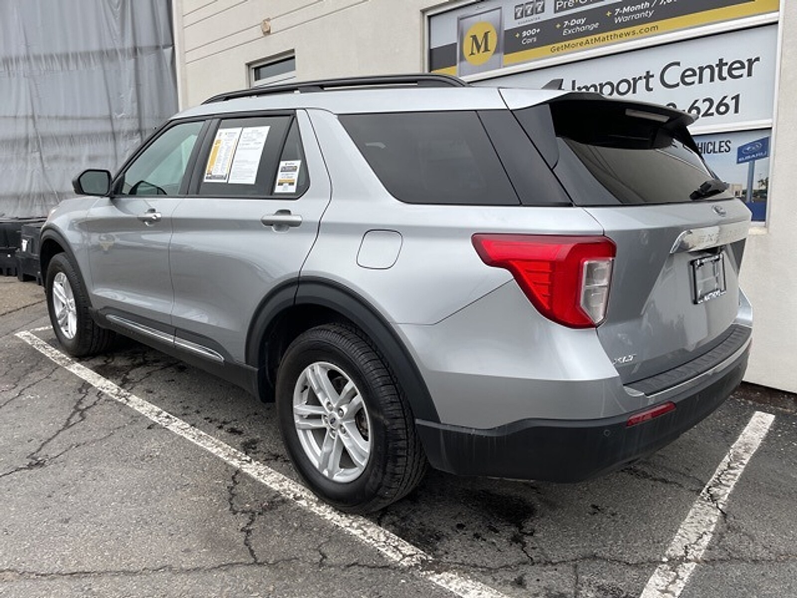 2022 Ford Explorer XLT photo 2