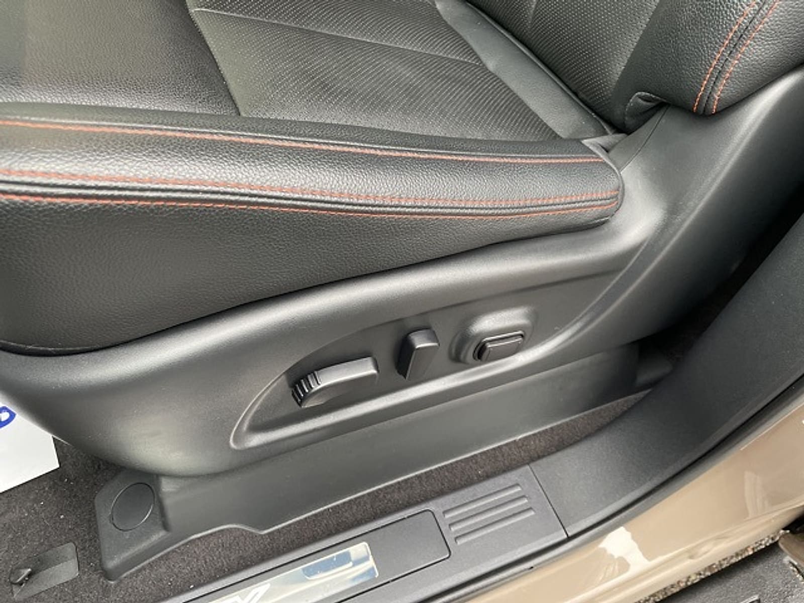 2024 Nissan Titan XD Pro-4X - Photo 9