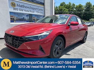2022 Hyundai Elantra SEL Sedan