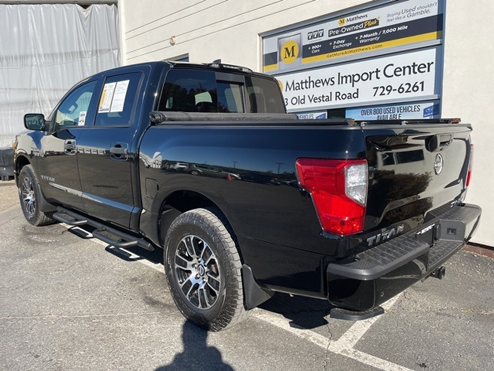 2024 Nissan Titan SV photo 3