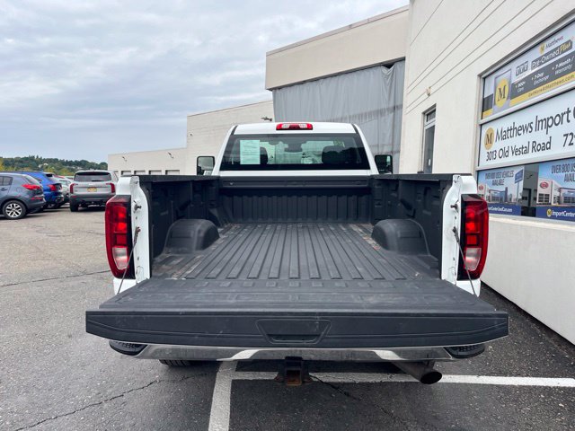 Additional photo of vehicle.
