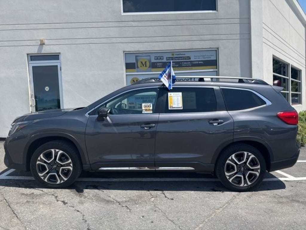 Certified 2023 Subaru Ascent Limited 7-Passenger SUV