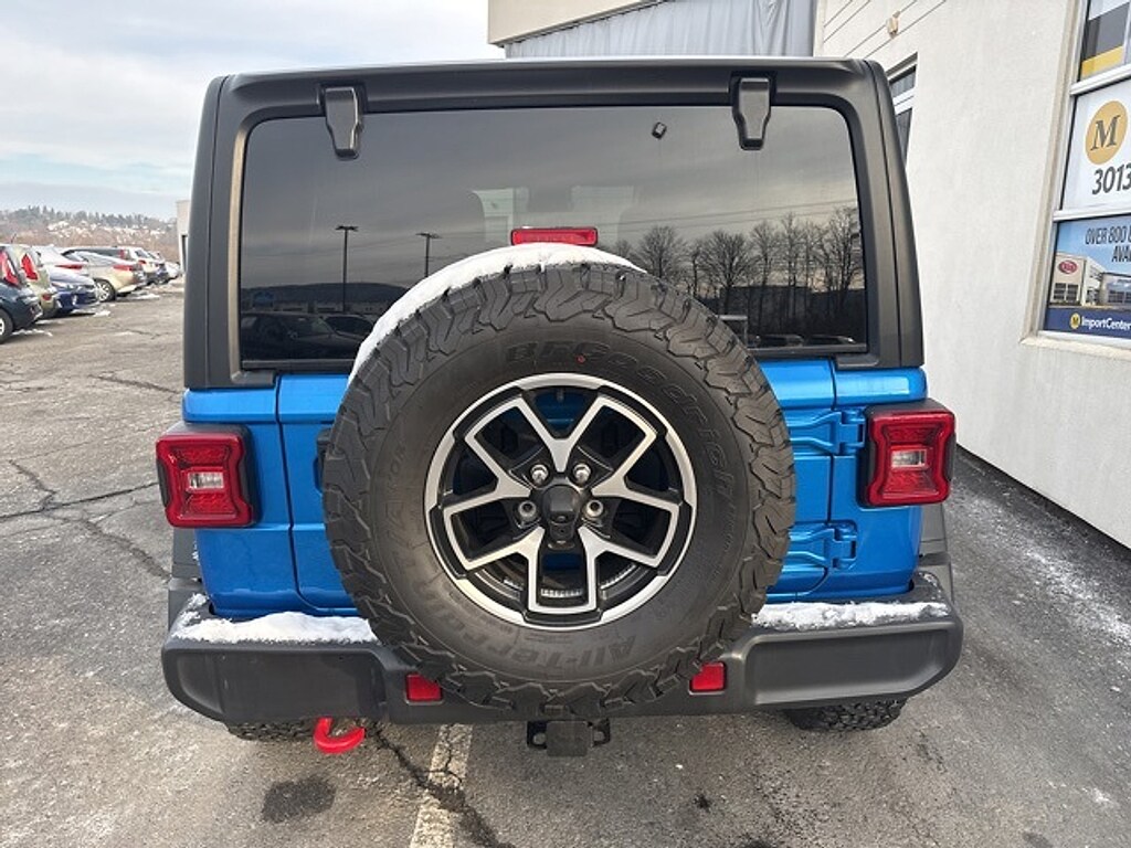 2024 Jeep Wrangler Rubicon photo 4